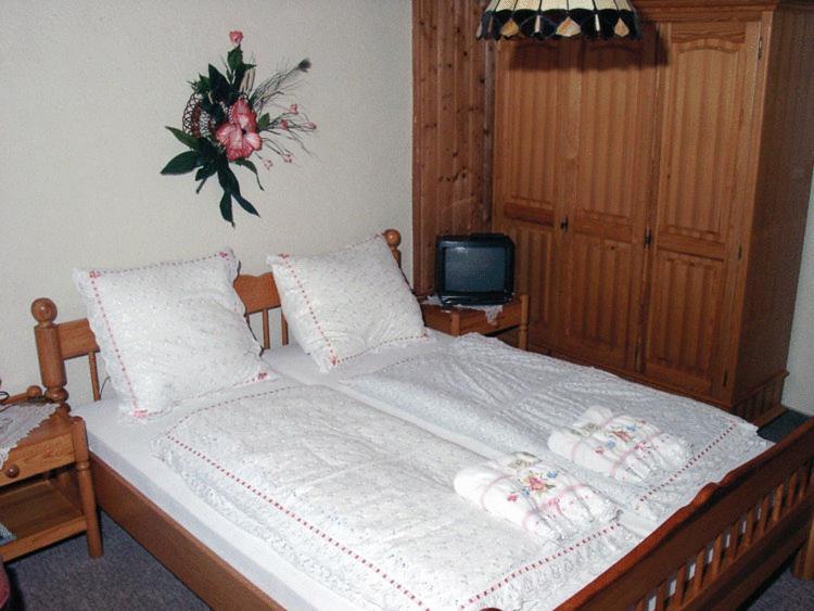 Hotel Drei Koenige Neckarbischofsheim Bagian luar foto